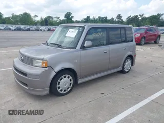 2006 Scion xB z VIN JTLKT324864107465, wystawiony jako IAAI lot #42529697 z przebiegiem Nie podano mil oraz . Historia ofert i sprzedaży dostępna na DreamBid. Obrazek 2.