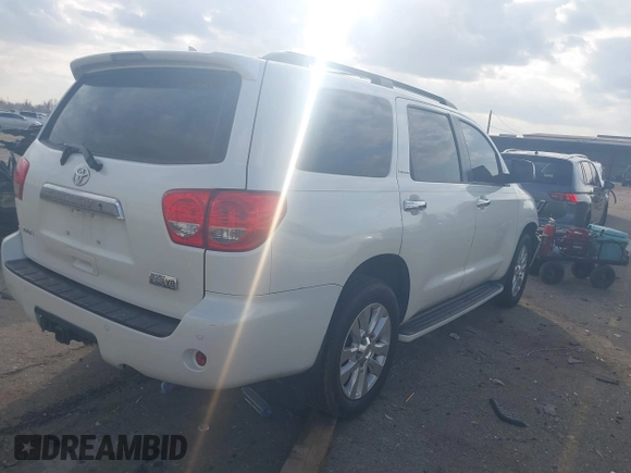 2010 Toyota Sequoia Platinum with VIN 5TDYY5G19AS029924, listed as a IAAI auction lot 41517560 with 166,752 mi miles. Bid and sale history available at carsss.com. Image 4.