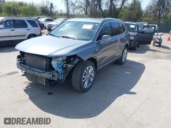 2022 Cadillac XT6 Premium Luxury with VIN 1GYKPFRS6NZ110074, listed as a IAAI auction lot 42060276 with 43,760 mi miles. Bid and sale history available at carsss.com. Image 17.