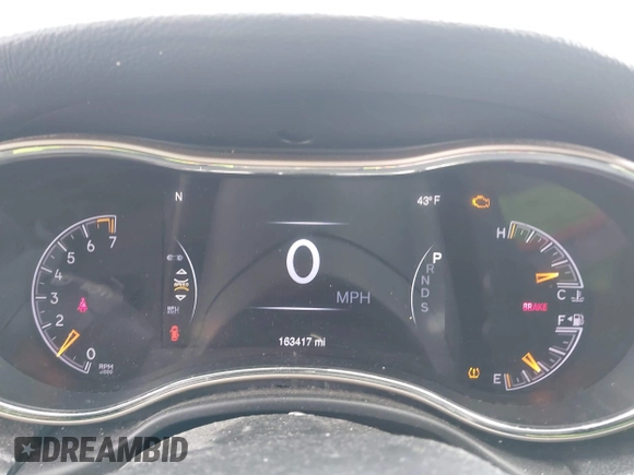 2014 Jeep Grand Cherokee Laredo with VIN 1C4RJFAG7EC213469, listed as a IAAI auction lot 41825075 with 163,417 mi miles. Bid and sale history available at carsss.com. Image 7.