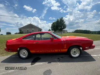 1978 Ford Mustang с VIN 8F03F182544, выставлен на аукционе Copart как лот 75172034 с пробегом 51 959 миль миль и Чистый • Clean title. История ставок и продаж доступна на DreamBid. Изображение 9.