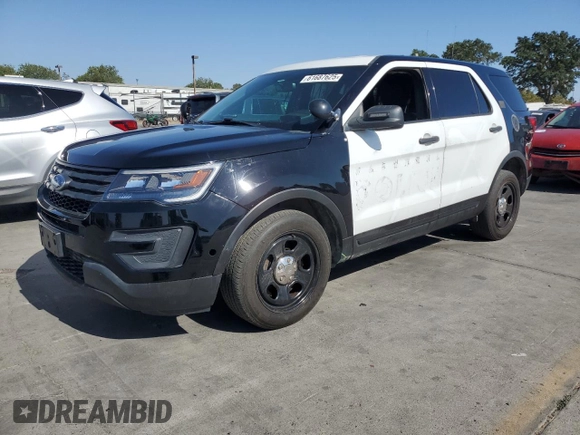 2017 Ford Police Interceptor Utility с VIN 1FM5K8AR3HGC34773, выставлен на аукционе Copart как лот 61687625 с пробегом Не указан миль и Чистый • Clean title. История ставок и продаж доступна на DreamBid. Изображение 1.