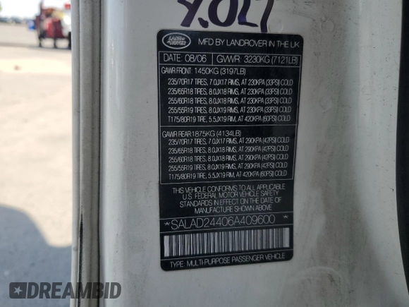 2006 Land Rover LR3 z VIN SALAD24406A409600, wystawiony jako Copart lot #55176245 z przebiegiem 183 635 mil mil oraz Szkoda całkowita • Salvage title. Historia ofert i sprzedaży dostępna na DreamBid. Obrazek 13.