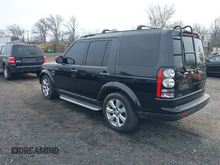 2016 Land Rover LR4 HSE z VIN SALAG2V65GA797187, wystawiony jako IAAI lot #41848792 z przebiegiem 92 368 mil mil oraz . Historia ofert i sprzedaży dostępna na DreamBid. Obrazek 3.