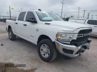 2022 Ram 2500 Tradesman with VIN 3C6UR5CL3NG130973, listed as a IAAI auction lot 42159421 with 156,800 mi miles. Bid and sale history available at carsss.com. Image 1.