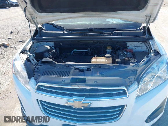 2016 Chevrolet Trax LS with VIN 3GNCJKSB4GL280174, listed as a IAAI auction lot 41982347 with 112,195 mi miles. Bid and sale history available at carsss.com. Image 10.
