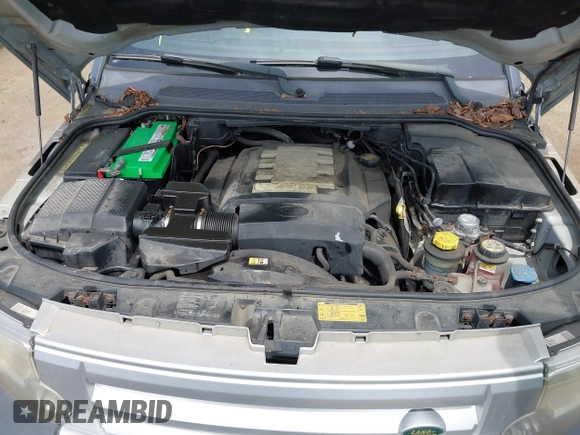 2005 Land Rover LR3 SE with VIN SALAE25475A318916, listed as a IAAI auction lot 42103237 with 216,795 mi miles and . Bid and sale history available at DreamBid. Image 10.