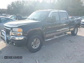 2005 GMC Sierra 1500HD SLT z VIN 1GTGK13U35F811518, wystawiony jako IAAI lot #41436920 z przebiegiem 227 019 mil mil oraz . Historia ofert i sprzedaży dostępna na DreamBid. Obrazek 2.
