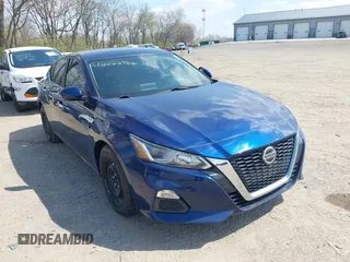 2019 Nissan Altima S z VIN 1N4BL4BV8KC117235, wystawiony jako IAAI lot #42022966 z przebiegiem 96 019 mil mil oraz . Historia ofert i sprzedaży dostępna na DreamBid. Obrazek 1.
