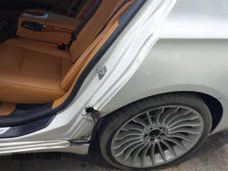 2013 BMW 7 Series 750Li with VIN WBAYE8C55DDS16013, listed as a IAAI auction lot 42709519 with 123,405 mi miles and . Bid and sale history available at DreamBid. Image 17.