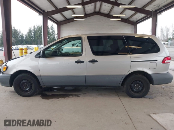 2001 Toyota Sienna CE with VIN 4T3ZF19C31U393059, listed as a IAAI auction lot 41809583 with 237,250 mi miles. Bid and sale history available at carsss.com. Image 14.