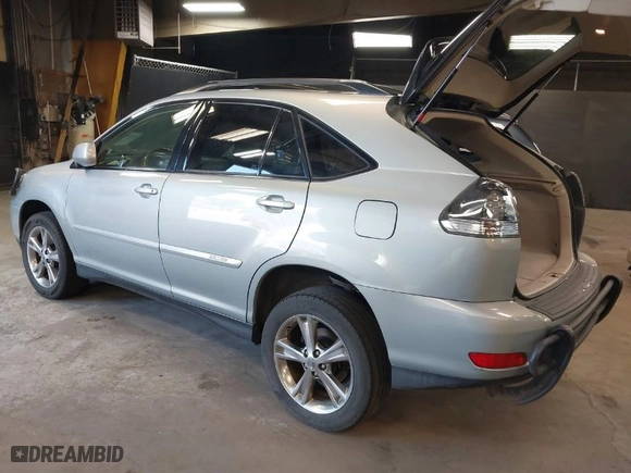 2007 Lexus RX 400h with VIN JTJHW31U372025295, listed as a IAAI auction lot 41787359 with 139,537 mi miles. Bid and sale history available at carsss.com. Image 3.
