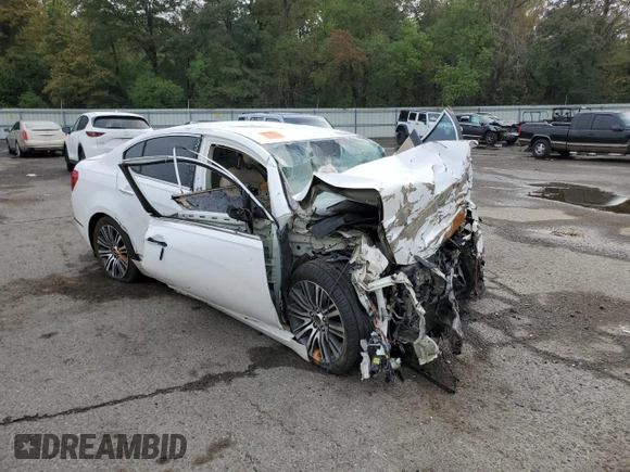 2014 Kia Cadenza Premium with VIN KNALN4D78E5137725, listed as a Copart auction lot 78243684 with 0 mi miles and Non Repairable. Bid and sale history available at carsss.com. Image 4.