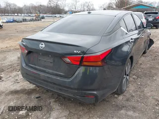 2022 Nissan Altima SL with VIN 1N4BL4EW7NN423307, listed as a IAAI auction lot 41552291 with 70,486 mi miles and . Bid and sale history available at carsss.com. Image 4.