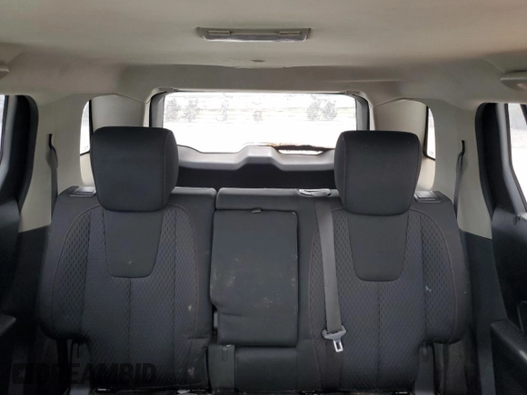 2011 GMC Terrain SLE-1 z VIN 2CTALMEC4B6423412, wystawiony jako Copart lot #59386815 z przebiegiem 149 228 mil mil oraz Czysty tytuł • Clean title. Historia ofert i sprzedaży dostępna na DreamBid. Obrazek 10.