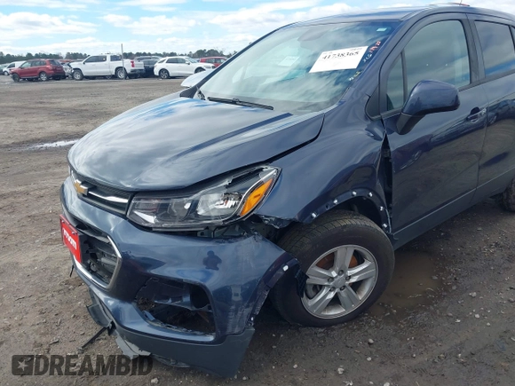 2019 Chevrolet Trax LS with VIN 3GNCJNSB4KL270755, listed as a IAAI auction lot 41738365 with 90,750 mi miles and . Bid and sale history available at DreamBid. Image 6.