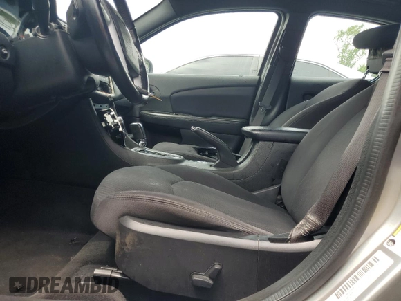 2013 Chrysler 200 Touring z VIN 1C3CCBBB3DN768437, wystawiony jako Copart lot #55159375 z przebiegiem 117 502 mil mil oraz Szkoda całkowita • Salvage title. Historia ofert i sprzedaży dostępna na DreamBid. Obrazek 7.