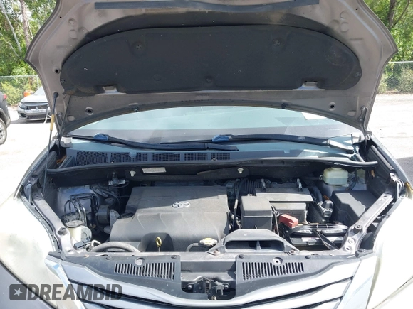 2015 Toyota Sienna XLE with VIN 5TDYK3DC3FS556859, listed as a IAAI auction lot 42161107 with 200,502 mi miles and . Bid and sale history available at DreamBid. Image 10.
