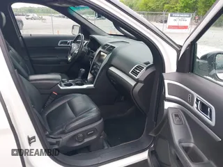 2011 Ford Explorer XLT with VIN 1FMHK8D84BGA29275, listed as a IAAI auction lot 42095729 with 108,380 mi miles and . Bid and sale history available at carsss.com. Image 5.