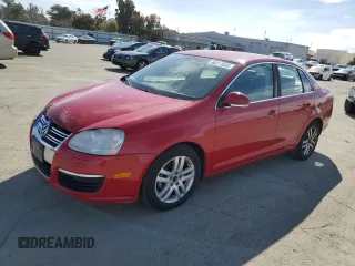 2009 Volkswagen Jetta z VIN 3VWAL71K49M012129, wystawiony jako Copart lot #50217835 z przebiegiem 150 650 mil mil oraz Czysty tytuł • Clean title. Historia ofert i sprzedaży dostępna na DreamBid. Obrazek 1.