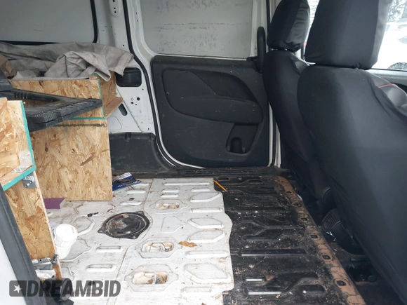 2015 Ram ProMaster City Cargo Tradesman with VIN ZFBERFAT1F6A82307, listed as a IAAI auction lot 41437820 with 125,366 mi miles. Bid and sale history available at carsss.com. Image 8.