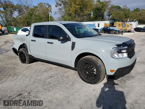 2024 Ford Maverick XL with VIN 3FTTW8A30RRA33094, listed as a Copart auction lot 49670005 with 10,968 mi miles and Non Repairable. Bid and sale history available at carsss.com. Image 4.