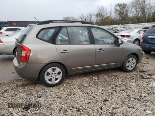 2010 Kia Rondo LX with VIN KNAHG8C80A7300724, listed as a Copart auction lot 78953124 with 136,143 mi miles and Clean Title. Bid and sale history available at carsss.com. Image 3.