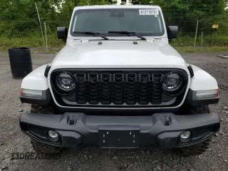 2024 Jeep Gladiator Sport S z VIN 1C6HJTAG0RL121370, wystawiony jako Copart lot #61211815 z przebiegiem 17 928 mil mil oraz Szkoda całkowita • Salvage title. Historia ofert i sprzedaży dostępna na DreamBid. Obrazek 5.