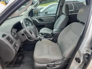 2005 Ford Escape XLT with VIN 1FMYU031X5KE02367, listed as a Copart auction lot 62699145 with 127,734 mi miles and Non repairable. Bid and sale history available at DreamBid. Image 7.