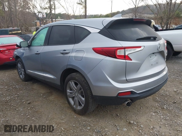 2019 Acura RDX w/Advance Pkg with VIN 5J8TC2H72KL017726, listed as a IAAI auction lot 41781863 with 62,728 mi miles. Bid and sale history available at carsss.com. Image 3.