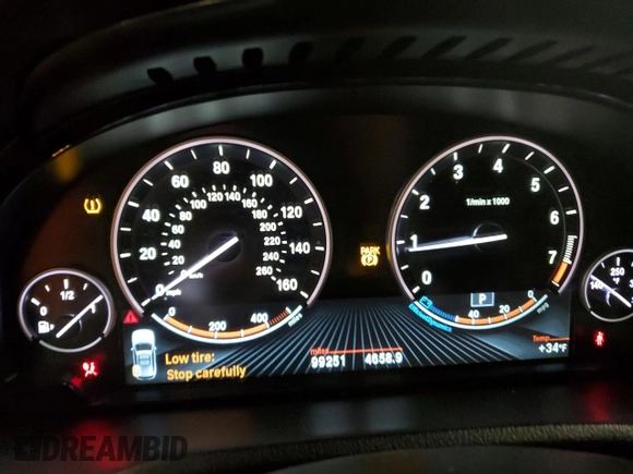 2017 BMW X3 xDrive28i with VIN 5UXWX9C38H0W66825, listed as a Copart auction lot 86734694 with 99,251 mi miles and Salvage Title. Bid and sale history available at DreamBid. Image 9.