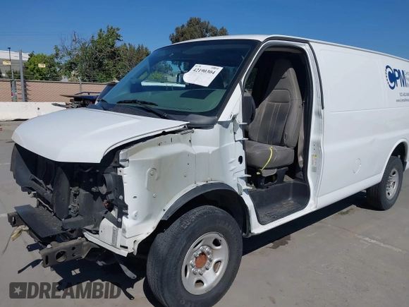 2017 Chevrolet Express Cargo with VIN 1GCWGAFFXH1338924, listed as a IAAI auction lot 42190304 with Not Provided miles and . Bid and sale history available at DreamBid. Image 6.