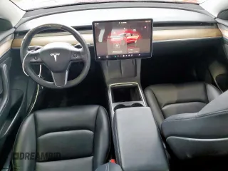 2022 Tesla Model 3 z VIN 5YJ3E1EA7NF289960, wystawiony jako Copart lot #60655555 z przebiegiem 119 290 mil mil oraz Czysty tytuł • Clean title. Historia ofert i sprzedaży dostępna na DreamBid. Obrazek 8.