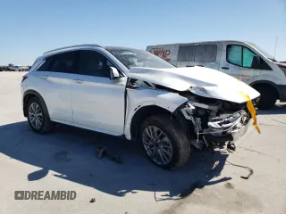 2024 Infiniti QX50 Luxe z VIN 3PCAJ5BA6RF104043, wystawiony jako Copart lot #46546785 z przebiegiem 13 276 mil mil oraz Szkoda całkowita • Salvage title. Historia ofert i sprzedaży dostępna na DreamBid. Obrazek 4.