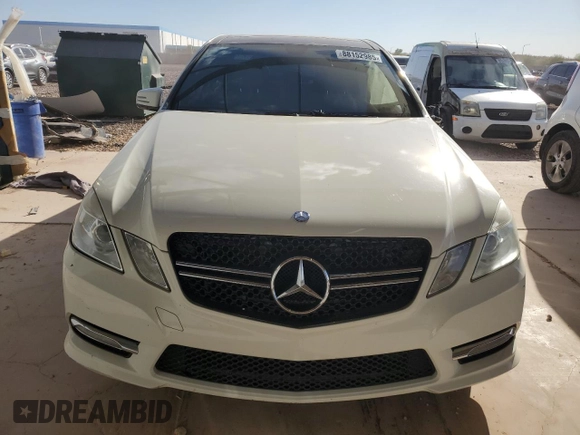 2012 Mercedes-Benz E E 350 Luxury with VIN WDDHF5KB2CA596827, listed as a Copart auction lot 88152985 with 132,042 mi miles and Salvage Title. Bid and sale history available at carsss.com. Image 5.