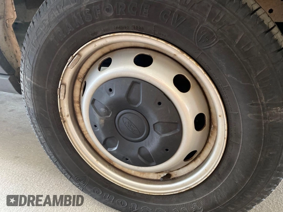 2018 Ford Transit с VIN 1FTYE1YM0JKB52111, выставлен на аукционе IAAI как лот 42832831 с пробегом 132 936 миль миль и . История ставок и продаж доступна на DreamBid. Изображение 21.
