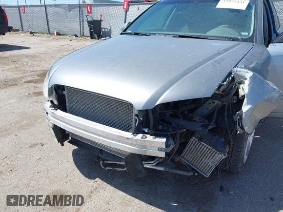 2006 Audi A4 2.0T with VIN WAUDF78E06A256549, listed as a IAAI auction lot 42072431 with 188,805 mi miles. Bid and sale history available at carsss.com. Image 6.