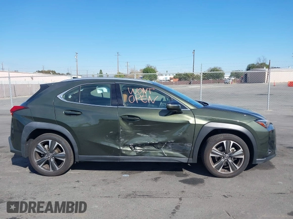 2020 Lexus UX 200 с VIN JTHX3JBH6L2024213, выставлен на аукционе IAAI как лот 41637871 с пробегом 51 921 миль миль и . История ставок и продаж доступна на DreamBid. Изображение 13.