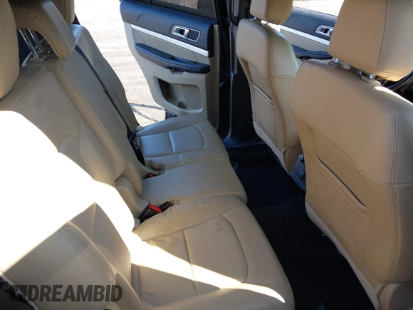 2016 Ford Explorer XLT with VIN 1FM5K8DH4GGC38266, listed as a IAAI auction lot 41975969 with 89,428 mi miles and . Bid and sale history available at carsss.com. Image 8.