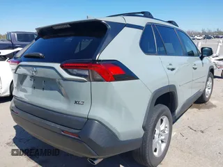 2021 Toyota RAV4 XLE with VIN 2T3W1RFV2MW137411, listed as a IAAI auction lot 41781029 with 80,002 mi miles. Bid and sale history available at carsss.com. Image 4.