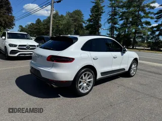 2016 Porsche Macan S with VIN WP1AB2A54GLB50415, listed as a Copart auction lot 66044615 with 179,910 mi miles and Clean title. Bid and sale history available at DreamBid. Image 3.