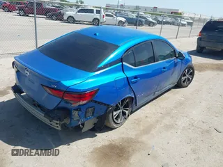 2021 Nissan Sentra SV z VIN 3N1AB8CV5MY266567, wystawiony jako IAAI lot #42014500 z przebiegiem 70 588 mil mil oraz . Historia ofert i sprzedaży dostępna na DreamBid. Obrazek 4.