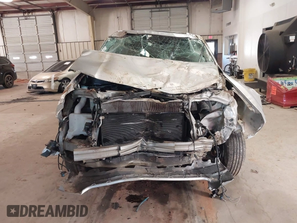 2014 Honda Pilot EX-L with VIN 5FNYF3H56EB024735, listed as a IAAI auction lot 41286284 with 101,221 mi miles. Bid and sale history available at carsss.com. Image 12.