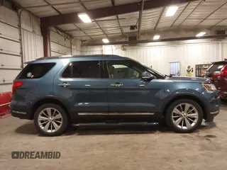 2018 Ford Explorer Limited z VIN 1FM5K8F88JGB67030, wystawiony jako IAAI lot #42351707 z przebiegiem 145 050 mil mil oraz . Historia ofert i sprzedaży dostępna na DreamBid. Obrazek 13.