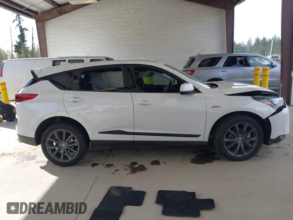 2025 Acura RDX w/A-Spec Pkg with VIN 5J8TC2H63SL010906, listed as a IAAI auction lot 41998918 with 3,061 mi miles. Bid and sale history available at carsss.com. Image 13.