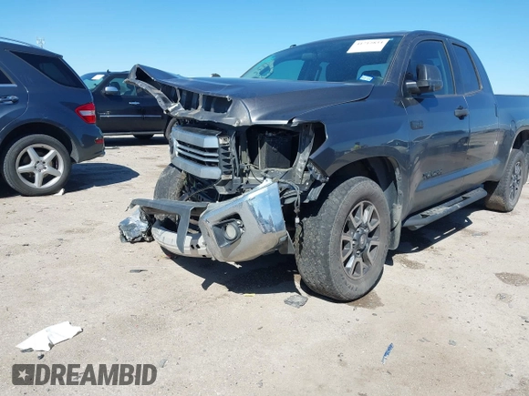 2017 Toyota Tundra 2WD SR5 with VIN 5TFRY5F16HX228522, listed as a IAAI auction lot 41712834 with 111,910 mi miles. Bid and sale history available at carsss.com. Image 6.