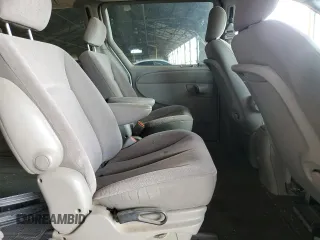 2002 Dodge Caravan EX with VIN 2B8GP74L12R524155, listed as a Copart auction lot 53337095 with 163,825 mi miles and Clean Title. Bid and sale history available at carsss.com. Image 11.