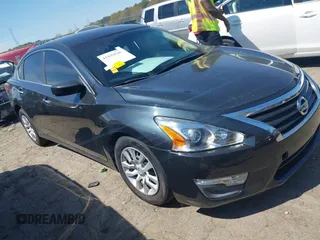 2013 Nissan Altima 2.5 S with VIN 1N4AL3AP8DC914998, listed as a IAAI auction lot 41839546 with 110,807 mi miles. Bid and sale history available at carsss.com. Image 1.