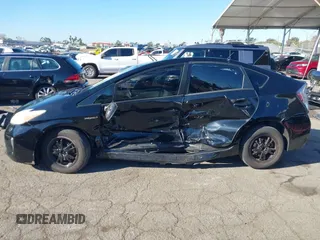 2013 Toyota Prius One z VIN JTDKN3DU7D5596130, wystawiony jako IAAI lot #41338227 z przebiegiem 160 146 mil mil oraz . Historia ofert i sprzedaży dostępna na DreamBid. Obrazek 14.