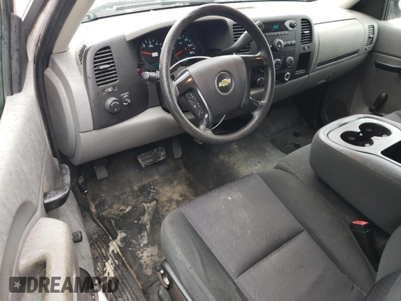 2013 Chevrolet Silverado 1500 Work Truck with VIN 1GCNCPEX2DZ154982, listed as a Copart auction lot 53034045 with 211,741 mi miles and Clean Title. Bid and sale history available at DreamBid. Image 8.
